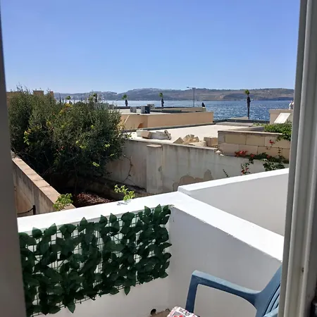 アパート Seaview - Semi-villa D - 2 Bedroom セント・ポールズ・ベイ