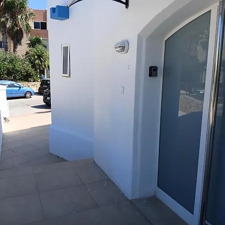 Ammorin With Seaview Apartament St. Paul's Bay