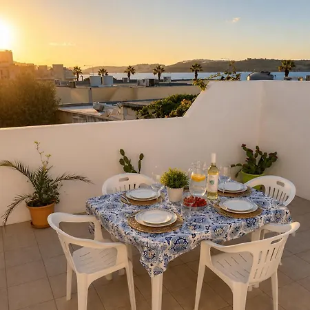 Ammorin With Seaview דירה