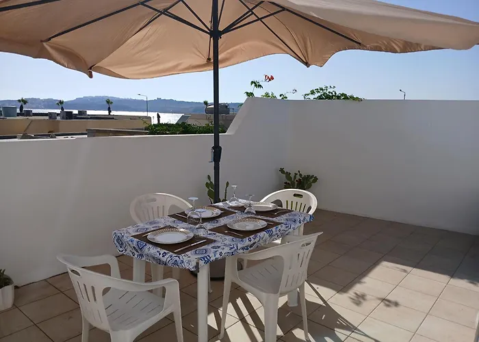 Semi-Villa 'Ammorin' With Seaview - 2 Bedrooms Apartment St. Paul's Bay